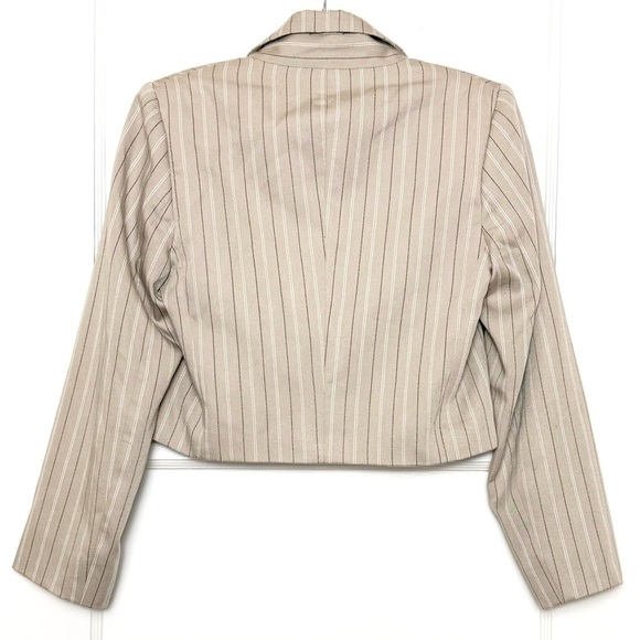 REFORMATION Beige Pinstripe Recycled Fabric Cropped Relaxed Fit Blazer Jacket XS - Picture 4 of 6